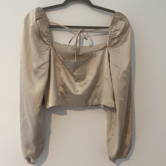 Top - Picture 3 of 5